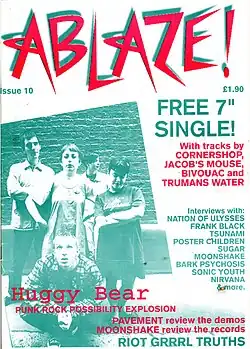 Die Band Huggy Bear auf dem Titelblatt von ABLAZE!