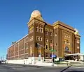 Die Abou Ben Adhem Shrine Mosque in Springfield, seit 1982 im NRHP gelistet[7]