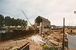 Abriss der alten Staustufe Krotzenburg. Quelle Bundesanstalt für Wasserbau.