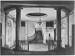 Eingangshalle und Treppenhaus (1930er Jahre)