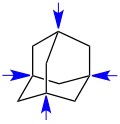 Adamantan – die vier blauen Pfeile weisen auf die Brückenkopfatome (Kohlenstoffatome)