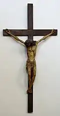 Kruzifix an der Nordwand des Kirchenschiffs