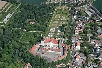 Schloss und Schlosspark Hundisburg