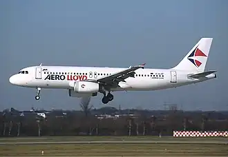 Ein Airbus A320-200 der Aero Lloyd