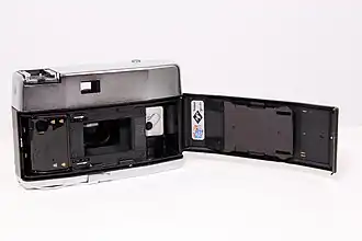 Silette Rapid geöffnet, an der Rückwand ist die Andruckplatte zu erkennen