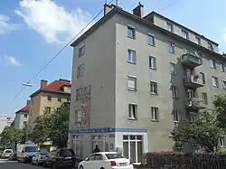 Die Wohnhausanlage an der Aichholzgasse