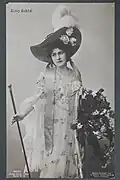 Die schwedische Schauspielerin Aino Ackté in einer Aufnahme von Emilie Bieber von 1906, Nummer 4054