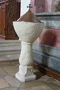 Taufbecken aus dem 16.&nbsp;Jahrhundert