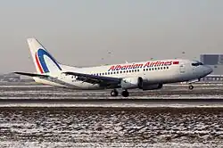 Eine ehemalige Boeing 737-300 der Albanian Airlines