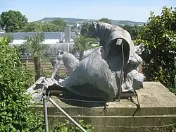 Gruppe 8, (Bärenhatze), Rückansicht