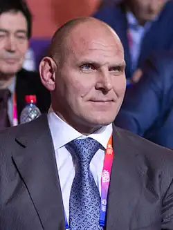 Der Russe Alexander Karelin prägte eine Ära, in der er 13 Jahre ungeschlagen war. Er wurde als einer der ersten in die FILA International Wrestling Hall of Fame aufgenommen.