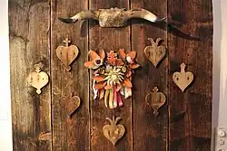 Präsentation von Alpabfahrtsherzen