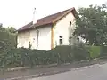 Empfangsgebäude von Unterloisdorf (2012)