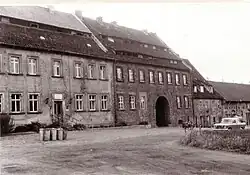 Der Wirtschaftshof des Gutes um 1980