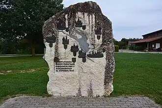 Gedenkstein zur Einweihung des Freizeitparkes 1987