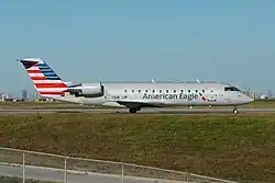 Eine Bombardier CRJ200 der Air Wisconsin im Einsatz für American Eagle