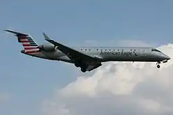 CRJ 700 der Envoy in der neuen Lackierung