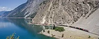 Bahnstrecke entlang dem Nordufer des Sees