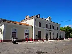 Empfangsgebäude, 2017