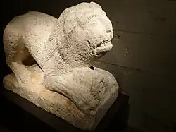 Löwenwächter am Eingang eines Grabmonuments (Kalkstein, 2. Jahrhundert).