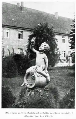 Marmor Skulptur von Anna von Kahle, Bachus, vor Herrenhaus in Bellin, 1930, Otto Dahms