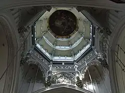 Antwerpen: Basis gotisch, dreistufige Laterne 1535 aus Holz