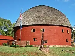 „The Round Barn“ restaurierte historische Rundscheune in Arcadia (Oklahoma)