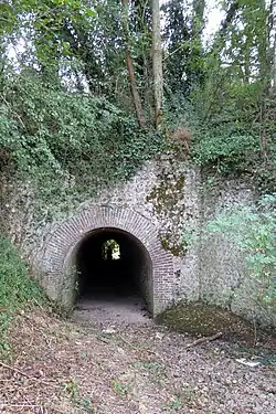 Kanalbrücke über den Coisnon-Bach bei Saint-Arnoult-des-Bois (48.4772222222221.2538888888889)