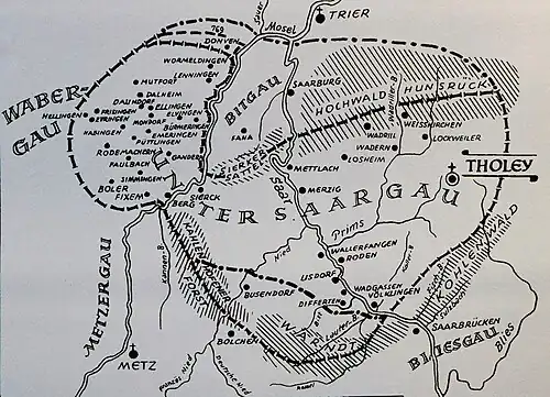 Archidiakonat Tholey; Die gestrichelte Linie gibt die ungefähren Grenzen des Untersaargaues an; Die strichpunktierte Linie gibt die Grenzen des Archidiakonates Tholey an, soweit sie von den Grenzen des Untersaargaues abweichen