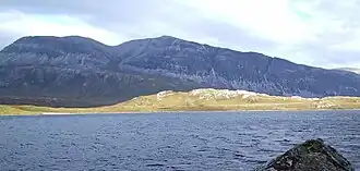 Der Arkle gesehen aus Süden vom Loch Stack