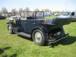 4/14 hp Heck-/Seitenansicht