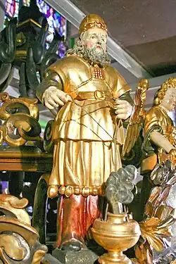 Die Figur des Aaron von Johann Nikolaus Knoll im Kanzeldeckel
