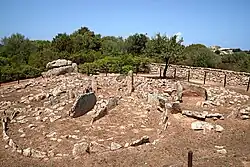 Kunst und Architektur in der Vorgeschichte Sardiniens. Die Domus de Janas.