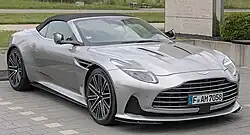 DB12 Volante geschlossen