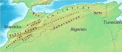 Das Atlasgebirge topografisch und politisch