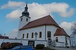 Außenansicht der Pfarrkirche St. Jakobus
