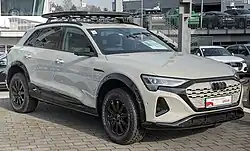 Audi Q8 e-tron edition Dakar