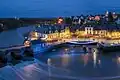 Auray am gleichnamigen Fluss bei Nacht