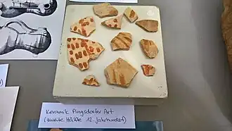Geschirrfragmente von lokalen Nachfertigungen in der Art der Pingsdorfer Keramik