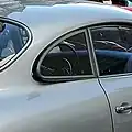 Hinteres Ausstellfenster eines Porsche 356 C