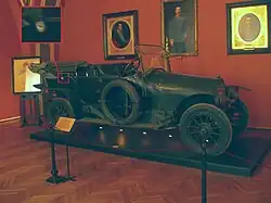 Das Auto, in dem Franz Ferdinand und seine Frau Sophie erschossen wurden (Heeresgeschichtliches Museum Wien)