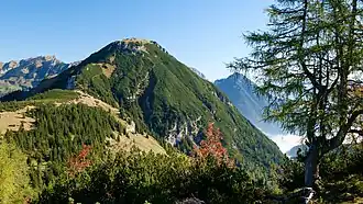 Der Bärenkopf beim Aufstieg zum Stanser Joch.
