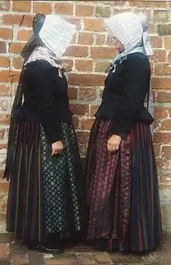 Bremische ländliche Tracht, erste Hälfte des 19.&nbsp;Jahrhunderts