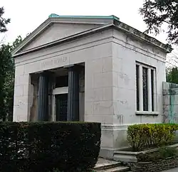 Die Familiengruft am Hietzinger Friedhof