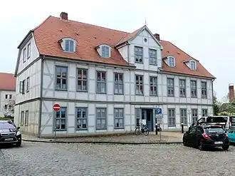 Für die Bützower Altstadt typisches Fachwerkhaus (Oertzen’sche Herrenhaus in der Schlossstrasse)