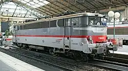 Multiservice-Anstrich der 1990er Jahre