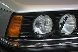 BMW E21 Doppelscheinwerfer mit Scheinwerferreinigungsanlage