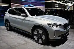 BMW iX3 Concept auf dem Pariser Autosalon 2018