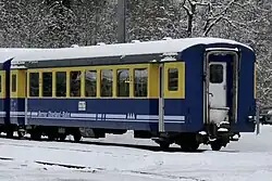 B 255 mit der aktuellen gelb/blauen Lackierung ab 2004