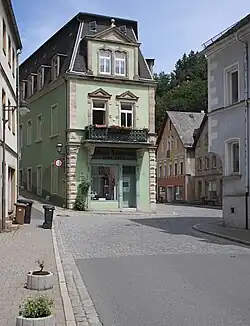 Engstelle der ehemaligen Bundesstraße 2 am Abzweig des Kirchenrings